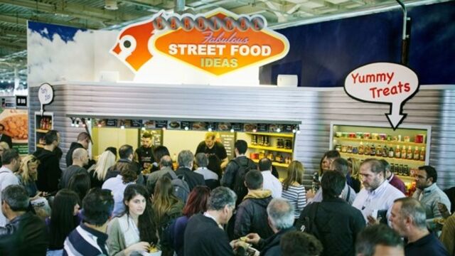 Participation in the Food Expo 2016 with a kiosk dedicated to Street Food.